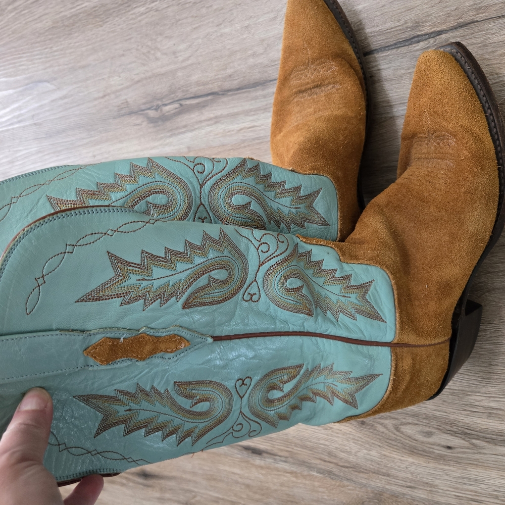 Turquoise and Tan Western Boots